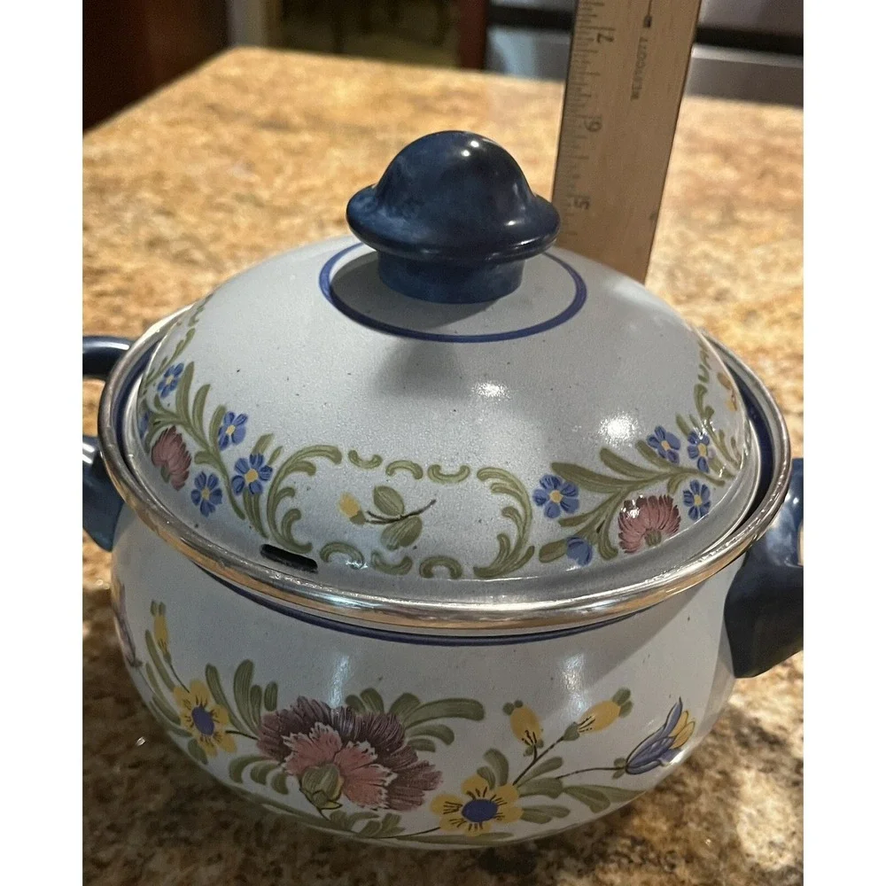 VTG ASTA Enamelware Casserole w/ Lid HTF Blue Speckle & Cobalt Trim Germany 7